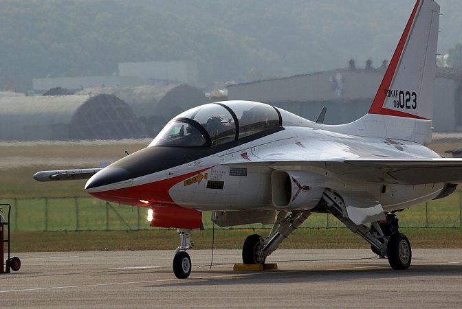 Учебно-боевой самолет T-50, летная группа Black Eagles (Южная Корея)